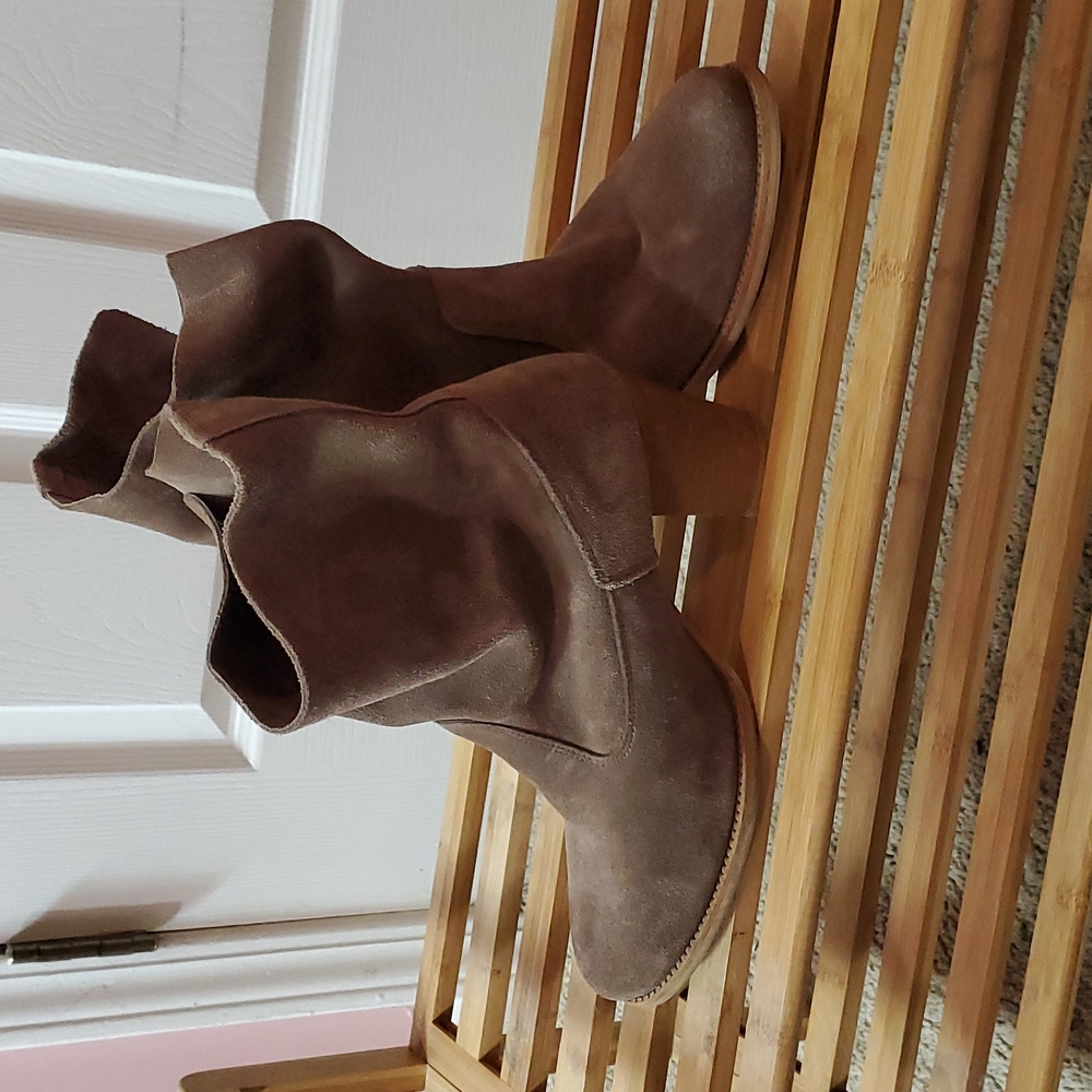 Brown Booties - Picture 2 of 4
